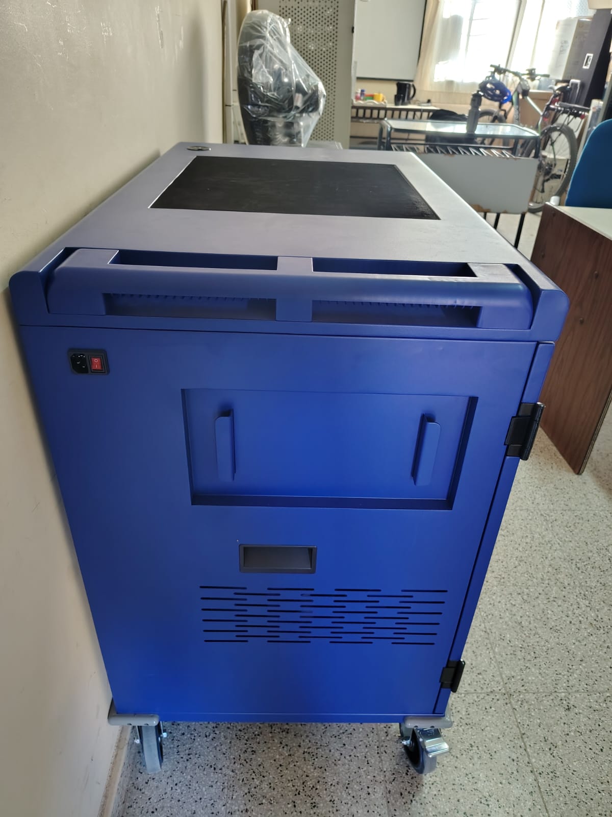 Carro tecnológico eduTec